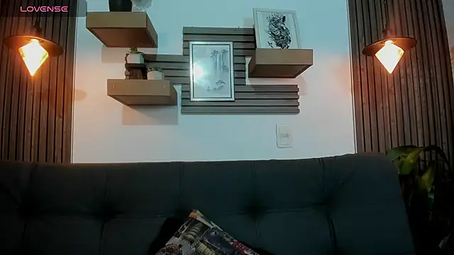 Layla 707 online show from October 2025 12:33:02 AM