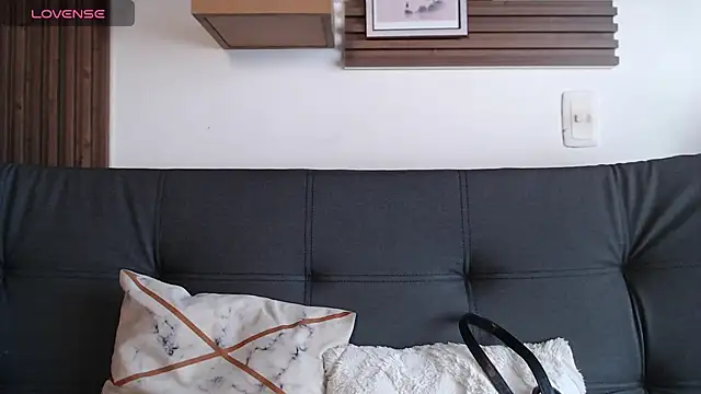 Layla 707 online show from February 2026 06:28:01 PM