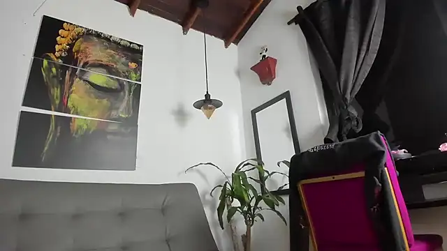 Layla 707 online show from March 2025 12:51:02 AM