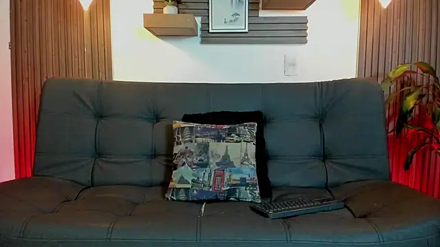 Layla 707 online show from September 2025 11:55:02 PM