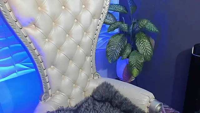 Layla 707 online show from October 2025 11:38:01 PM