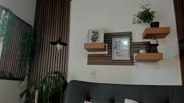 Layla 707 online show from February 2026 08:19:02 PM