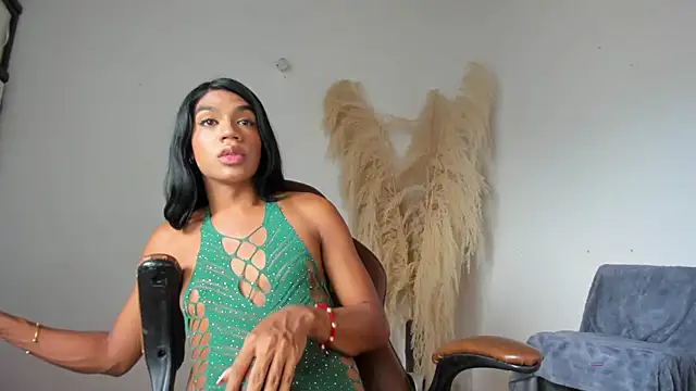 Sharicklovee online show from May 2026 07:55:01 PM