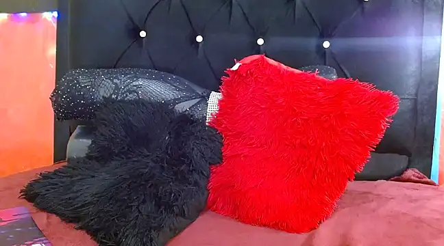 Snapshot of andreafiur chatting on January 2025 10:06:02 PM andreafiur online show from January 2025 10:06:02 PM