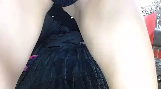 Snapshot of andreafiur chatting on January 2025 11:45:02 PM andreafiur online show from January 2025 11:45:02 PM