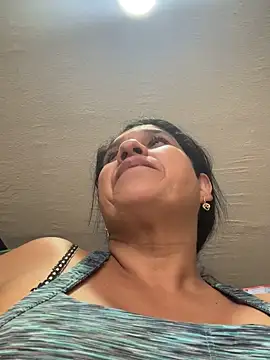 siri duque online show from November 2025 12:38:02 PM