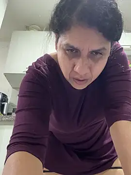 siri duque online show from February 2026 03:05:01 AM