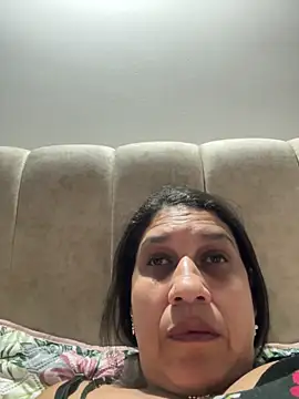 siri duque online show from April 2026 01:12:02 AM