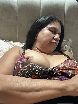 siri duque online show from May 2026 03:47:02 AM