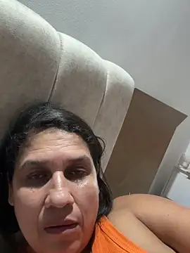 siri duque online show from April 2026 11:28:01 PM