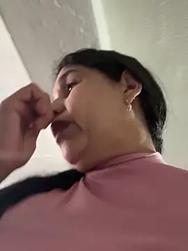 siri duque online show from November 2025 01:33:01 PM