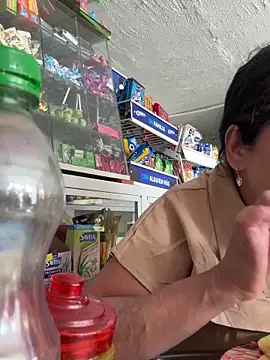 siri duque online show from November 2025 04:06:02 PM