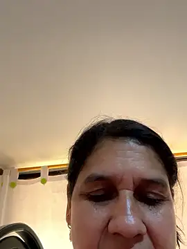 siri duque online show from November 2025 03:37:01 PM