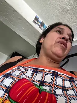 siri duque online show from April 2026 04:14:02 PM