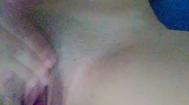 Snapshot of olliezinn chatting on February 2025 06:22:01 AM olliezinn online show from February 2025 06:22:01 AM