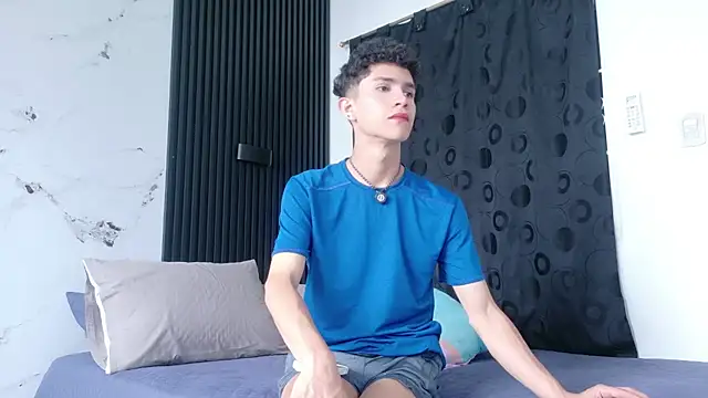 Snapshot of Noah_tyler_ chatting on July 2026 03:13:01 PM Noah tyler online show from July 2026 03:13:01 PM