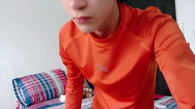 Noah tyler  online show from November 2025 05:35:01 PM