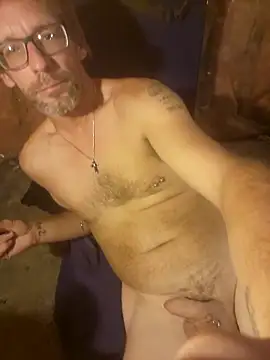chatwatchcum online show from October 2025 01:05:02 AM