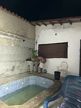 Snapshot of Leo_bunny_hot chatting on December 2025 08:48:02 AM Leo bunny hot online show from December 2025 08:48:02 AM