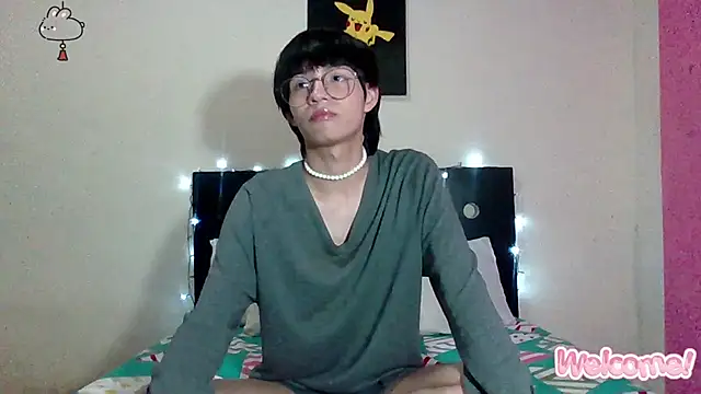 Snapshot of seung_vinblue chatting on January 2025 03:00:02 AM seung vinblue online show from January 2025 03:00:02 AM