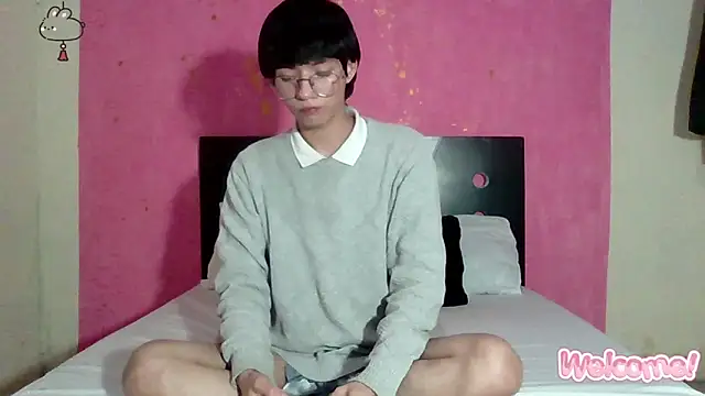 Snapshot of seung_vinblue chatting on January 2025 01:03:01 AM seung vinblue online show from January 2025 01:03:01 AM