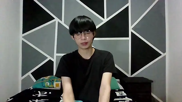 Snapshot of seung_vinblue chatting on November 2025 03:37:02 PM seung vinblue online show from November 2025 03:37:02 PM