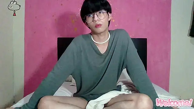 Snapshot of seung_vinblue chatting on December 2024 11:18:01 PM seung vinblue online show from December 2024 11:18:01 PM