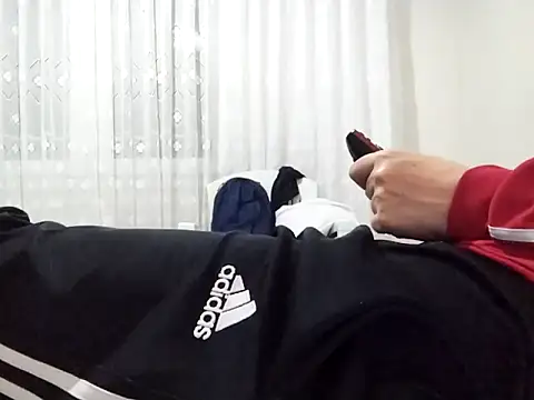 Snapshot of kopgelhadi chatting on February 2026 08:28:01 PM kopgelhadi online show from February 2026 08:28:01 PM