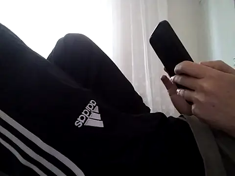 Snapshot of kopgelhadi chatting on November 2025 09:02:01 AM kopgelhadi online show from November 2025 09:02:01 AM