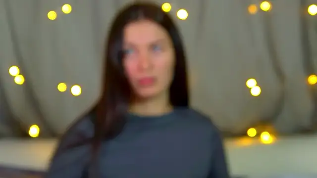 AlexandraBloom online show from November 2025 06:45:02 PM