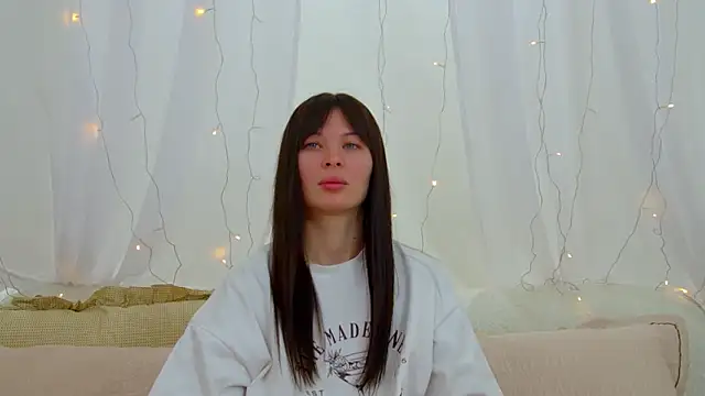 Snapshot of AlexandraBloom chatting on February 2026 06:41:01 PM AlexandraBloom online show from February 2026 06:41:01 PM