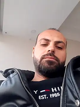 krzantem3454 online show from December 2024 01:33:01 PM