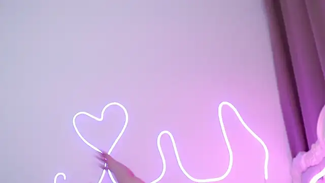 amina moonlightt online show from November 2025 02:37:02 AM