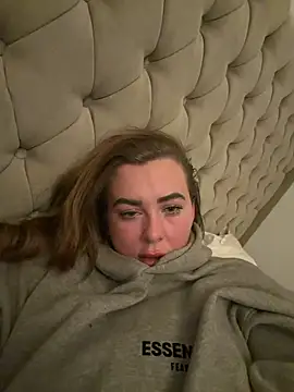 Snapshot of Mia_MilesXXX chatting on March 2026 04:45:01 AM Mia MilesXXX online show from March 2026 04:45:01 AM