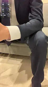 kimkim123123 online show from April 2026 01:35:02 PM