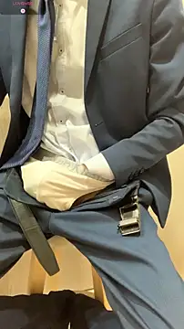 kimkim123123 online show from December 2025 04:00:01 PM