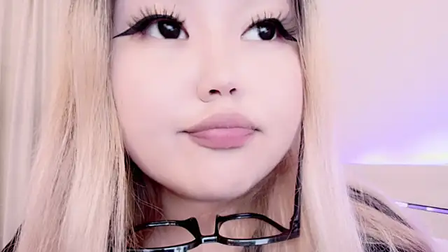 Snapshot of amelia_sunlight chatting on September 2025 04:50:01 PM amelia sunlight online show from September 2025 04:50:01 PM