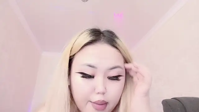 Snapshot of amelia_sunlight chatting on February 2025 03:34:02 AM amelia sunlight online show from February 2025 03:34:02 AM