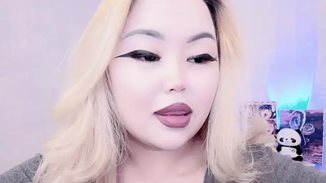 Snapshot of amelia_sunlight chatting on January 2025 12:17:02 AM amelia sunlight online show from January 2025 12:17:02 AM