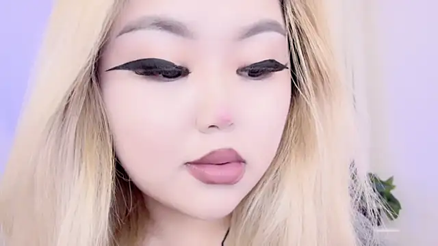 Snapshot of amelia_sunlight chatting on March 2025 11:42:01 PM amelia sunlight online show from March 2025 11:42:01 PM