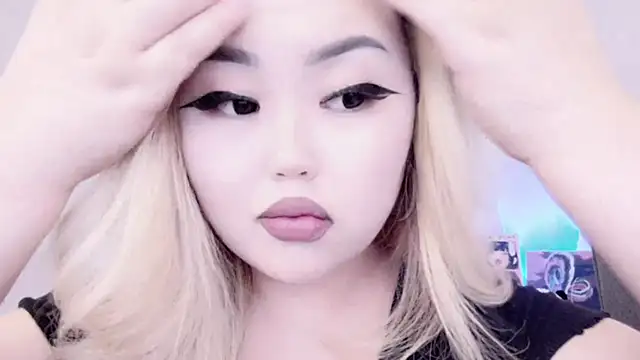 Snapshot of amelia_sunlight chatting on February 2025 12:04:01 AM amelia sunlight online show from February 2025 12:04:01 AM