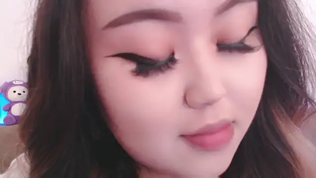 amelia sunlight online show from April 2026 04:00:01 PM