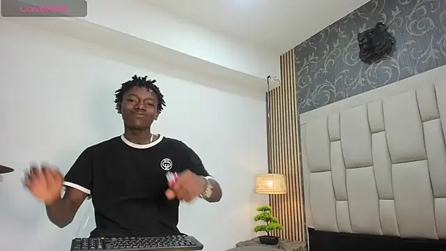 chimi88 online show from February 2025 11:43:02 AM