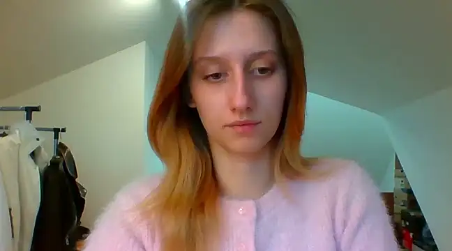 LUNA delight online show from February 2025 02:47:02 PM