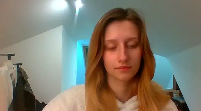 LUNA delight online show from January 2025 05:48:01 PM