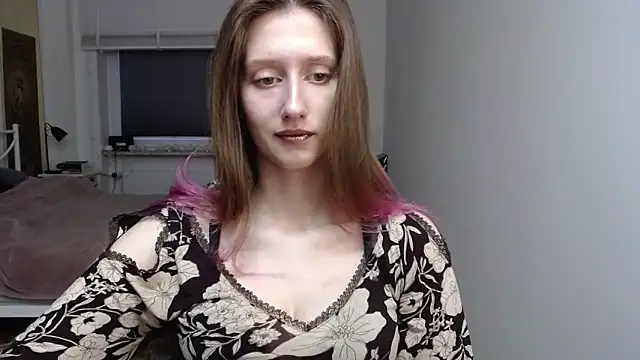 LUNA delight online show from November 2025 06:35:02 AM