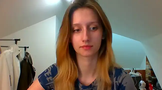 LUNA delight online show from February 2025 06:19:02 PM