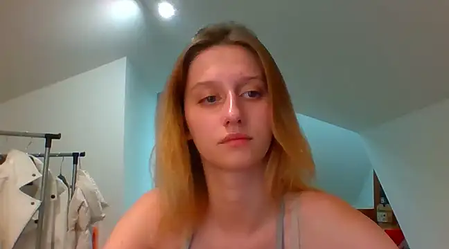 LUNA delight online show from December 2024 05:43:01 PM