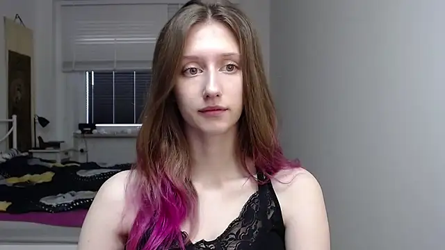 LUNA delight online show from November 2025 06:39:01 AM