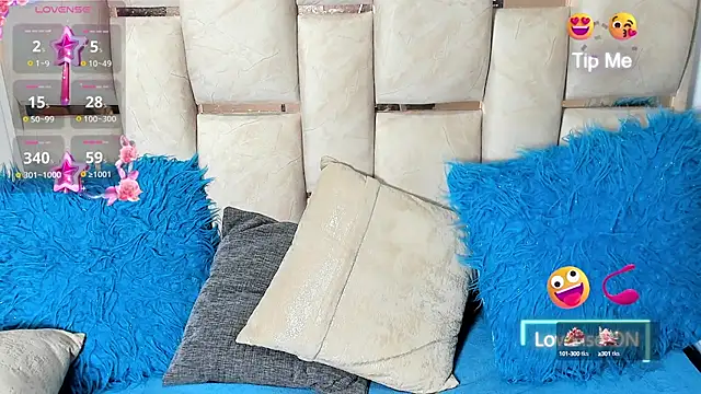 Snapshot of natalyclauss_ chatting on March 2025 04:27:01 AM natalyclauss online show from March 2025 04:27:01 AM